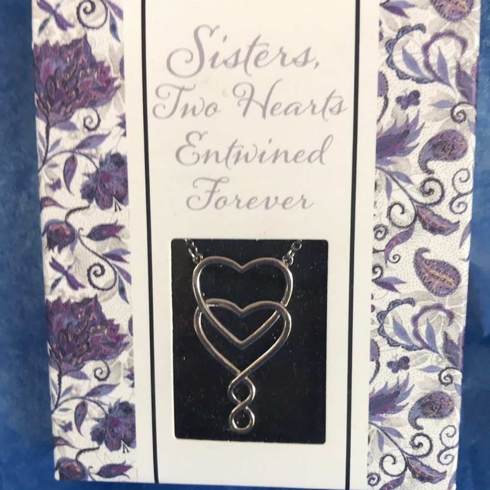 Sisters two hearts necklace NÉW boxed